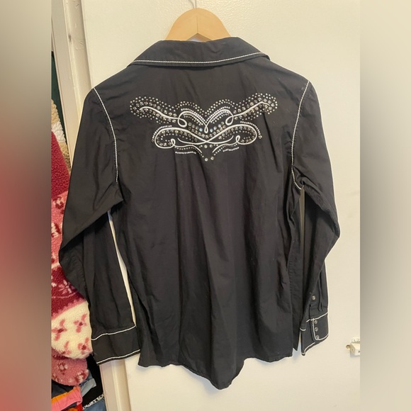 Ariat snap shirt, long sleeve, embellished - Picture 3 of 4